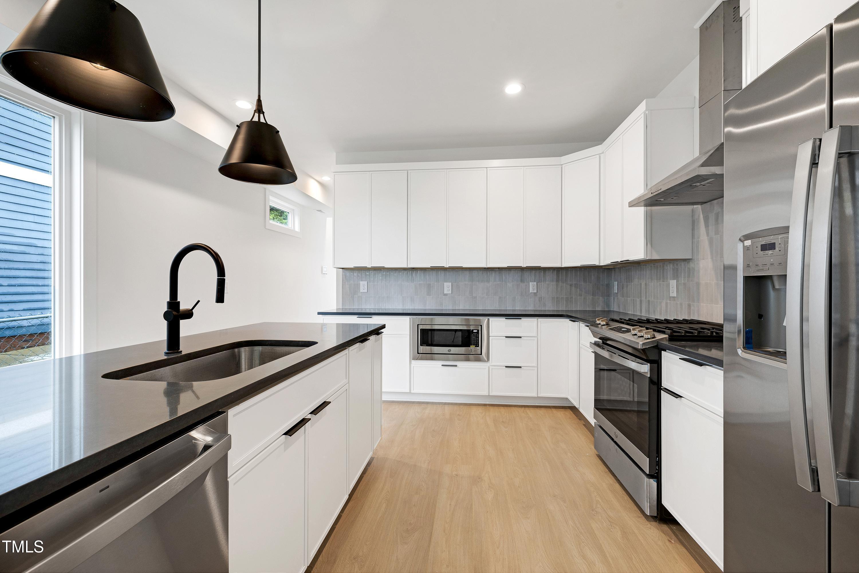 1508 Boyer Street, Unit 101 Raleigh, NC 27610 - Photo 9 of 44 _B5A9755-3000