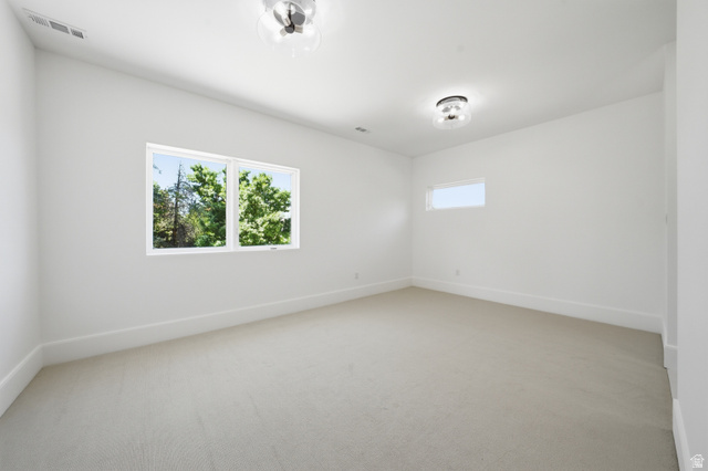 8037 Royal Lane Sandy, UT 84093 - Photo 43 of 72