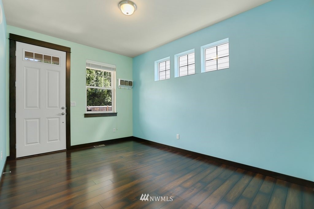 20311 3rd Drive Southeast Bothell, WA 98012 - Photo 3 of 29