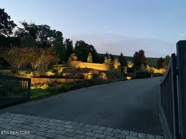 $1,100,000 | 2262 Ridgeline Court, Morristown, TN 37814