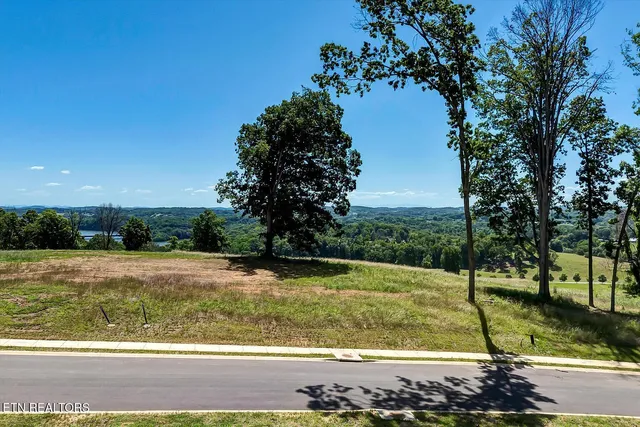 $1,100,000 | 2262 Ridgeline Court, Morristown, TN 37814