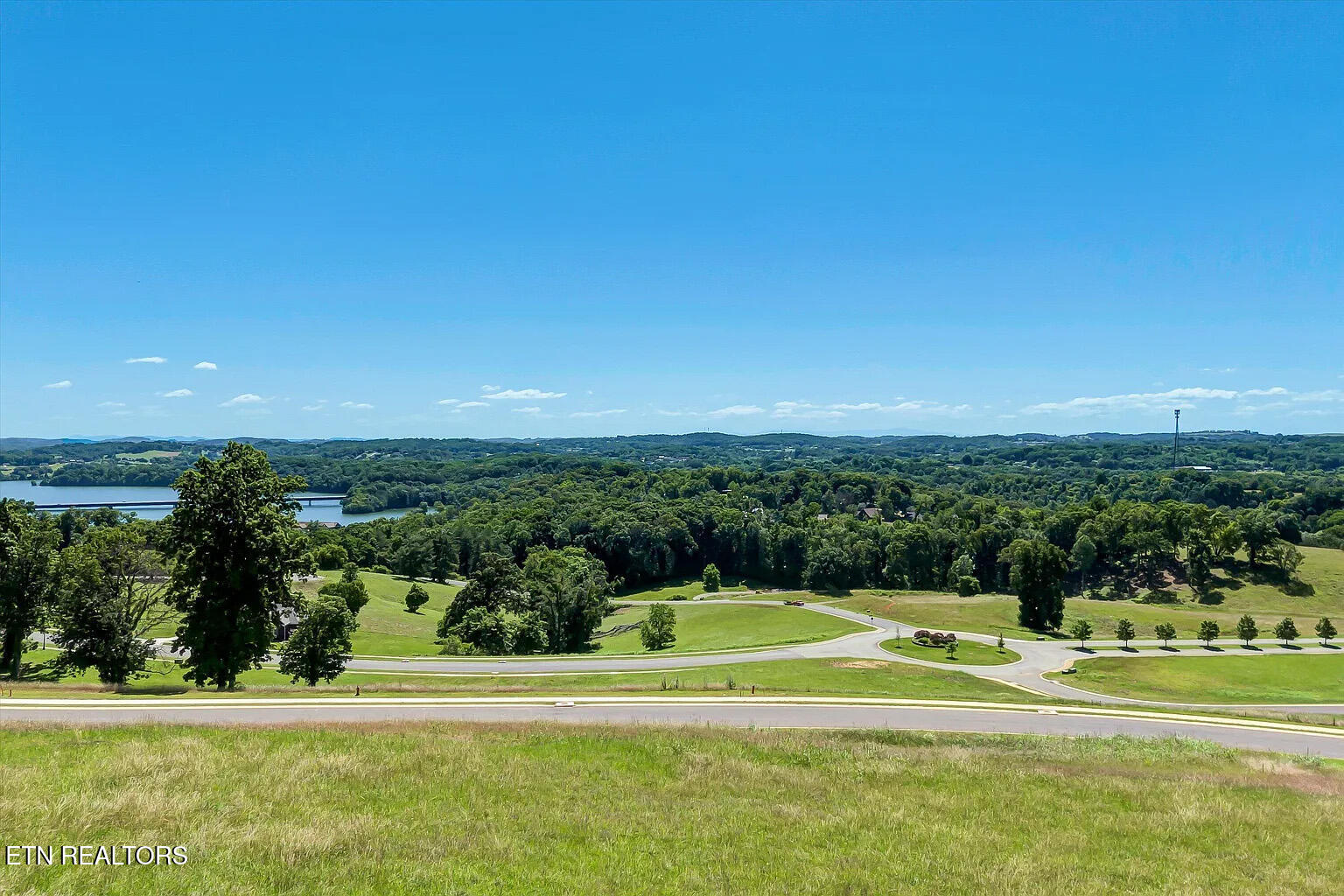 2262 Ridgeline Court Morristown, TN 37814 - Photo 33 of 38 33) 65781-692b3a11527b0
