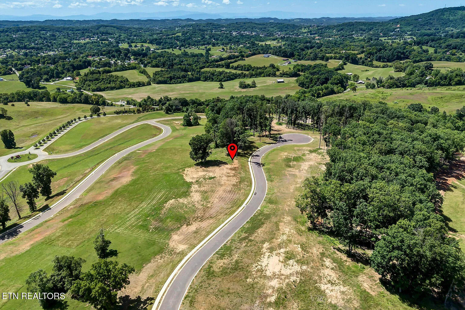 2262 Ridgeline Court Morristown, TN 37814 - Photo 35 of 38 35) 65781-692b3a114582b