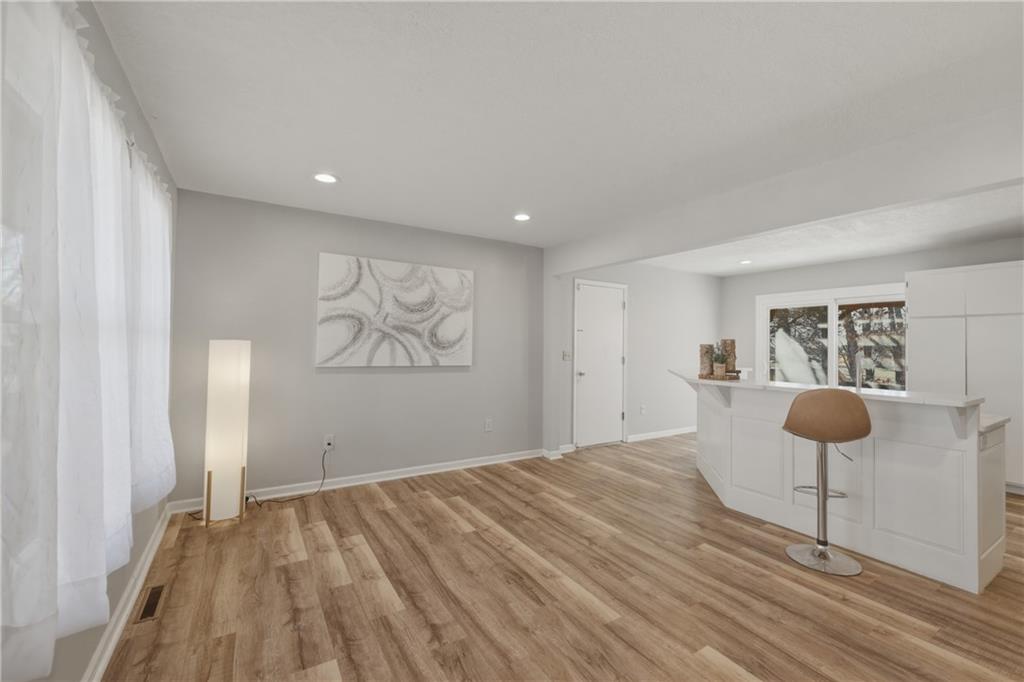 829 Quail Ridge Road Peculiar, MO 64078 - Photo 2 of 30