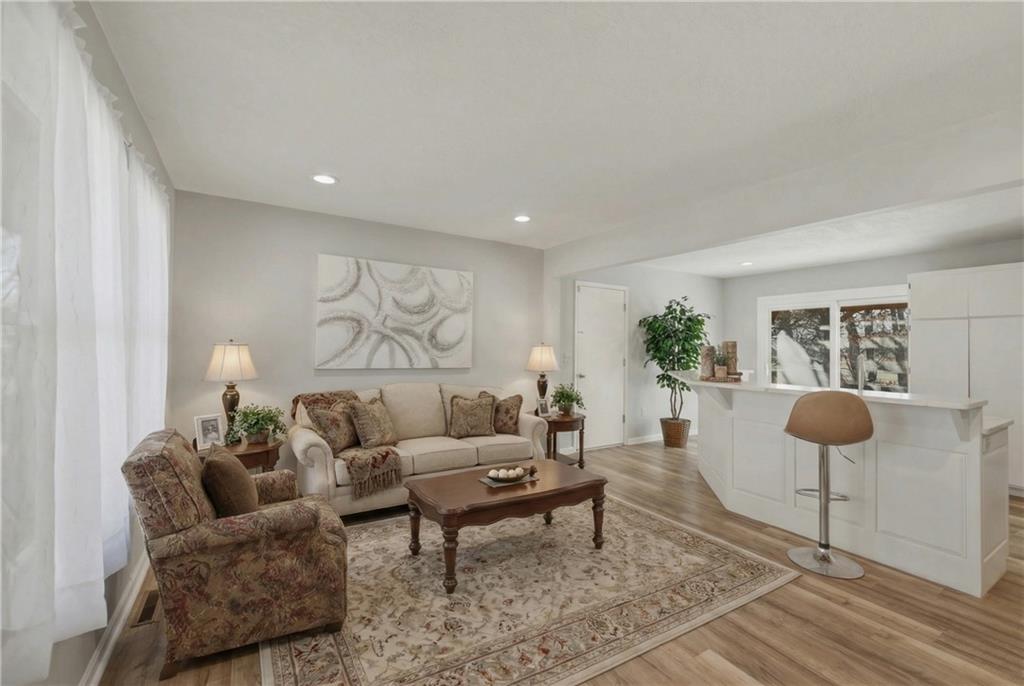 829 Quail Ridge Road Peculiar, MO 64078 - Photo 4 of 30