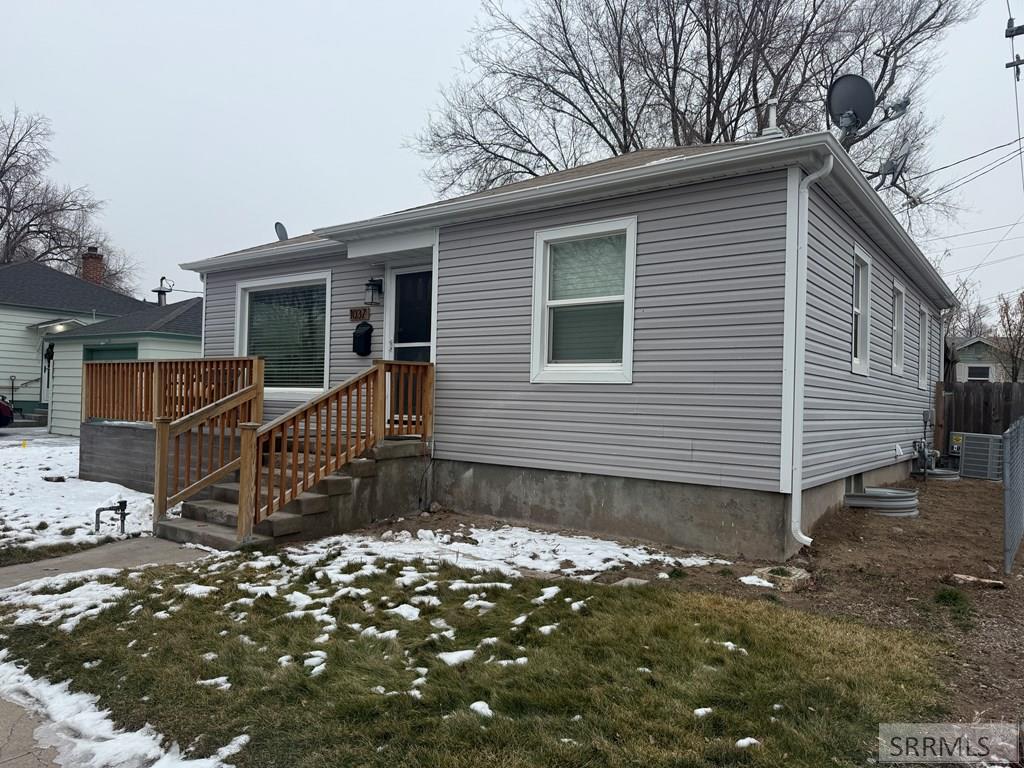 1037 East Benton Street Pocatello, ID 83201 - Photo 2 of 29