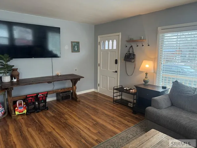 $289,900 | 1037 East Benton Street, Pocatello, ID 83201