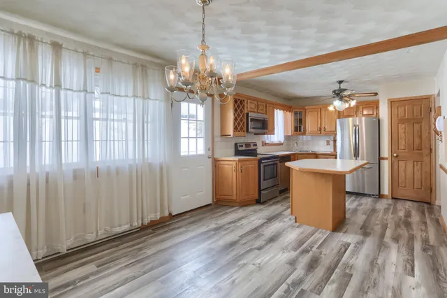 $279,900 | 625 Hoffer Street, Middletown, PA 17057