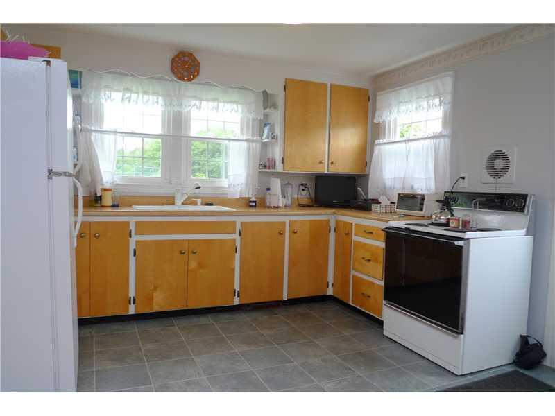 95 Murray Street Portland, ME 04103 - Photo 7 of 18 Kitchen.