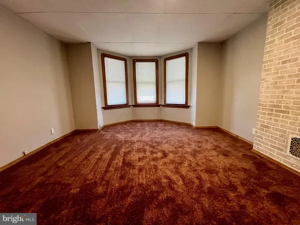 $2,500 | 502 Buttonwood Street, Norristown, PA 19401