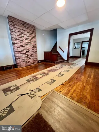 $2,500 | 502 Buttonwood Street, Norristown, PA 19401