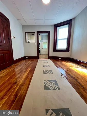 $2,500 | 502 Buttonwood Street, Norristown, PA 19401