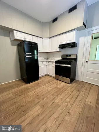 $2,500 | 502 Buttonwood Street, Norristown, PA 19401