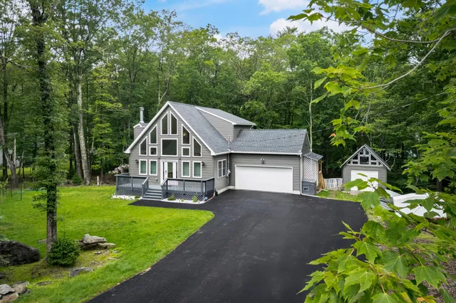 $464,900 | 4130 Mill Creek Drive, Cresco, PA 18326