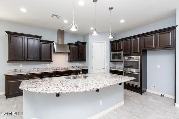 $3,895 | Undisclosed Address, Gilbert, AZ 85298