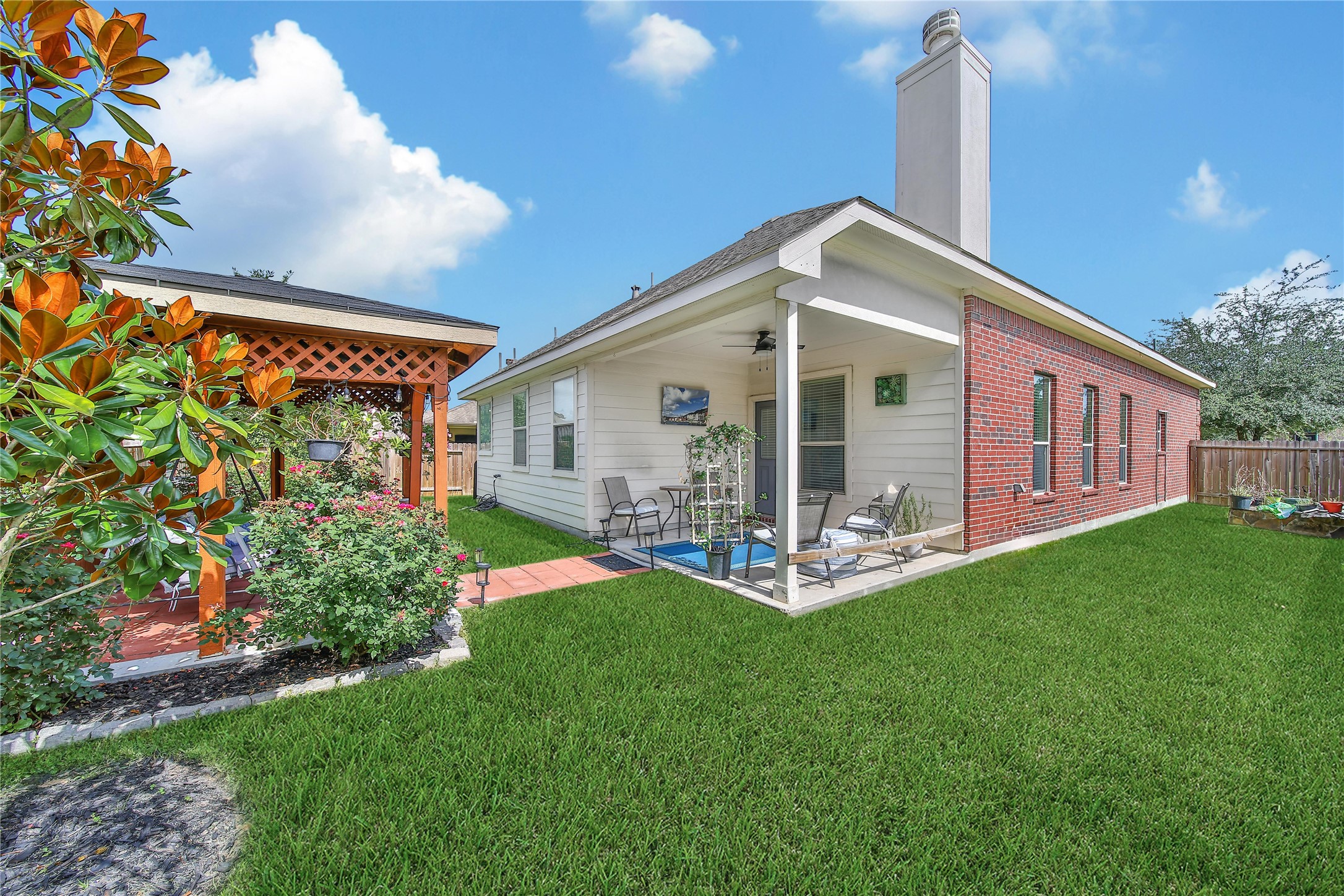 506 Glenwood Ridge Drive Spring, TX 77386 - Photo 3 of 23