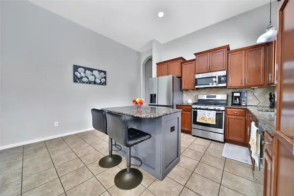 $349,900 | 506 Glenwood Ridge Drive, Spring, TX 77386