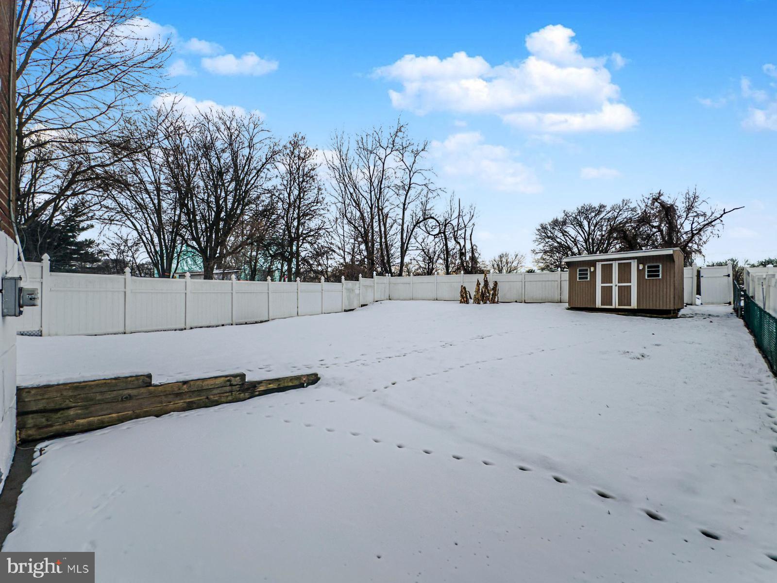11118 Ridgeway Street Philadelphia, PA 19116 - Photo 37 of 38 a view of back yard of the house