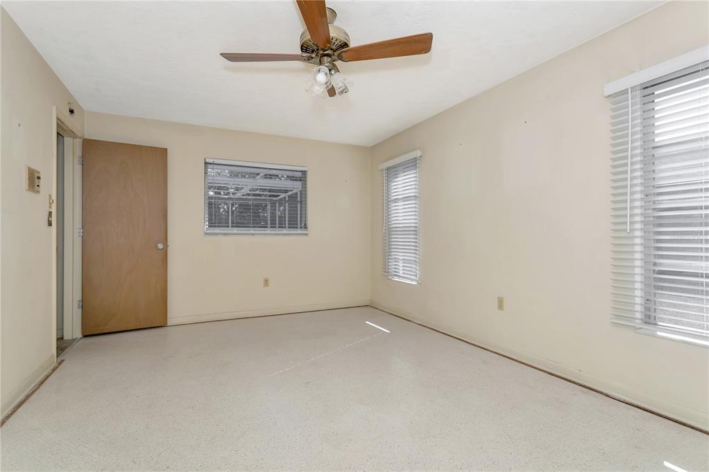 2123 South Beneva Road Sarasota, FL 34232 - Photo 17 of 65