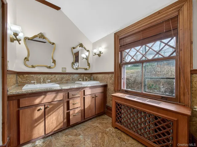 $2,200,000 | 44 Tower Hill Loop, Tuxedo Park, NY 10987