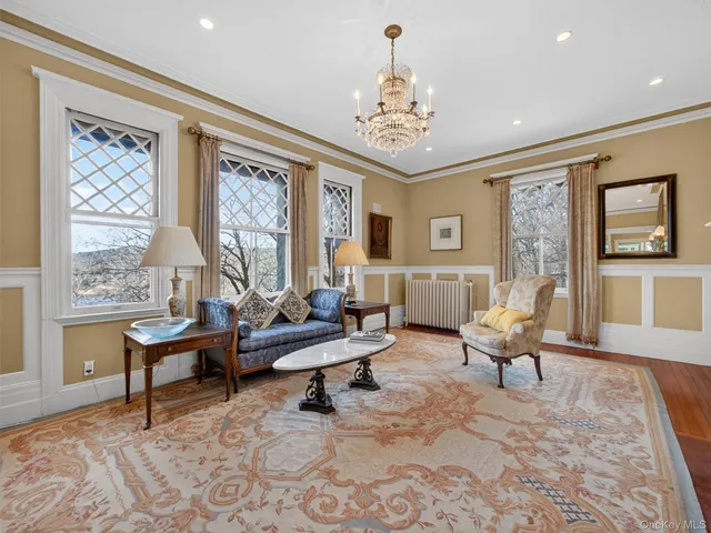 $2,200,000 | 44 Tower Hill Loop, Tuxedo Park, NY 10987