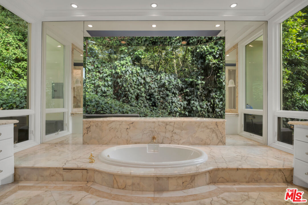 10557 Rocca Place Los Angeles, CA 90077 - Photo 25 of 52