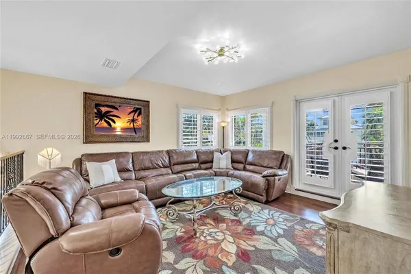 $45,000 | 625 Southeast Poinciana Fort, Fort Lauderdale, FL 33301