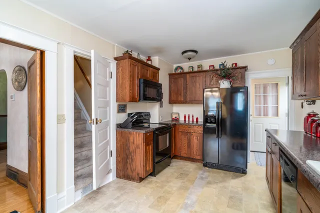 $218,000 | 221 East 6th Street, Crookston, MN 56716