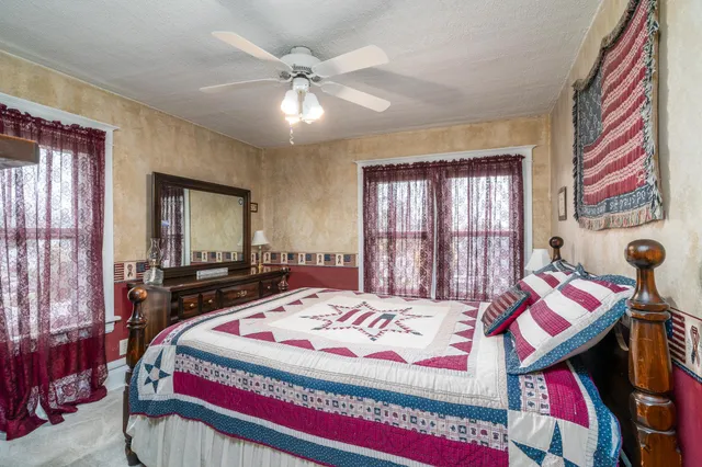 $218,000 | 221 East 6th Street, Crookston, MN 56716