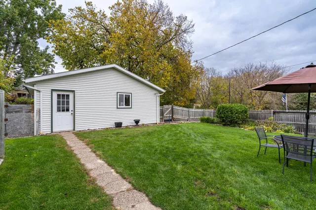 $218,000 | 221 East 6th Street, Crookston, MN 56716