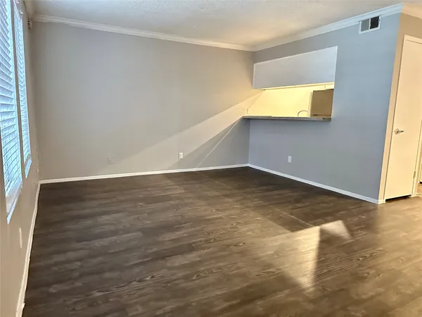 $650 | 5426 Menchaca Road, Unit 125, Austin, TX 78745