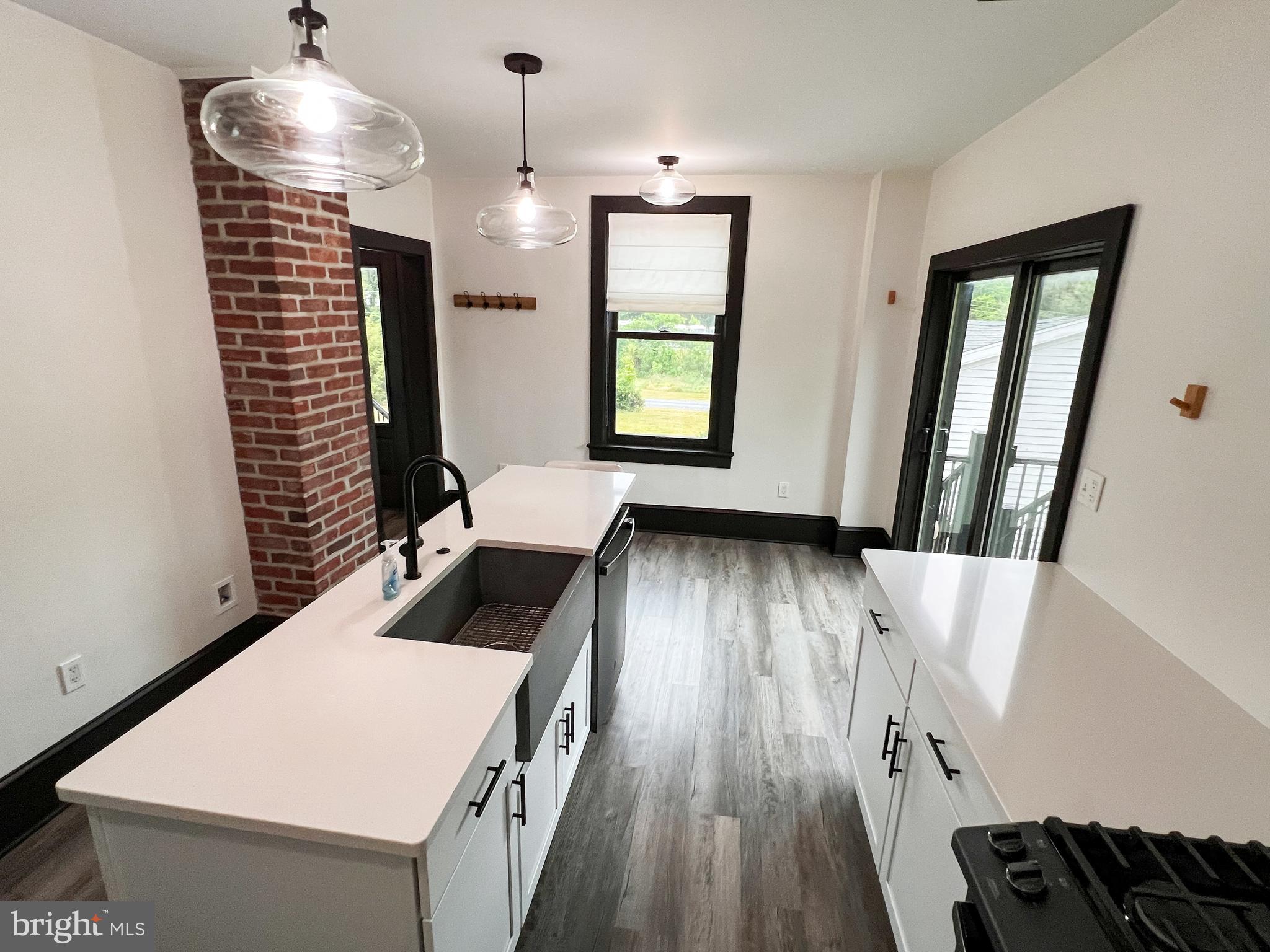 22310 Dickerson Road Dickerson, MD 20842 - Photo 25 of 68 Kitchen