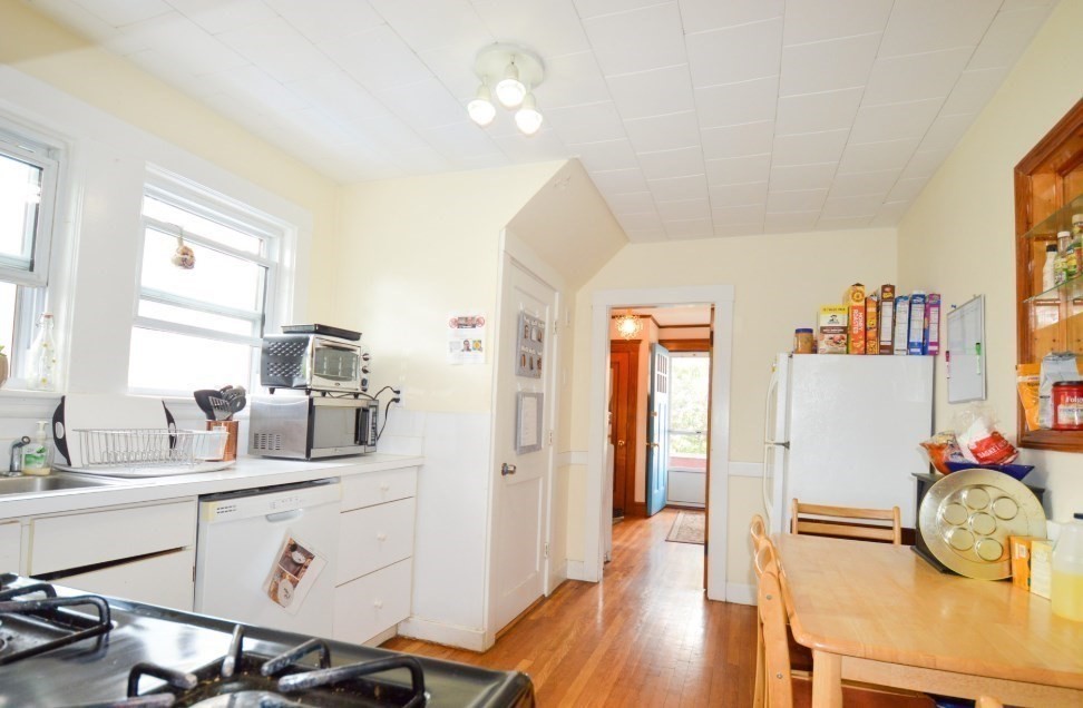 22 Cresthill Road, Unit 22 Boston, MA 02135 - Photo 6 of 20