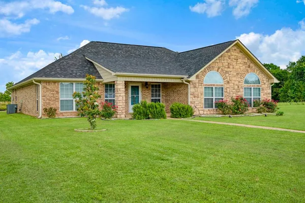 a view of a house with a outdoor space
