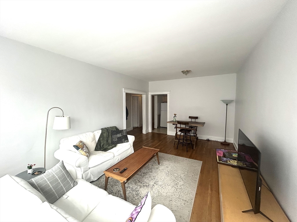 211 St Paul Street, Unit 2 Brookline, MA 02446 - Photo 3 of 8