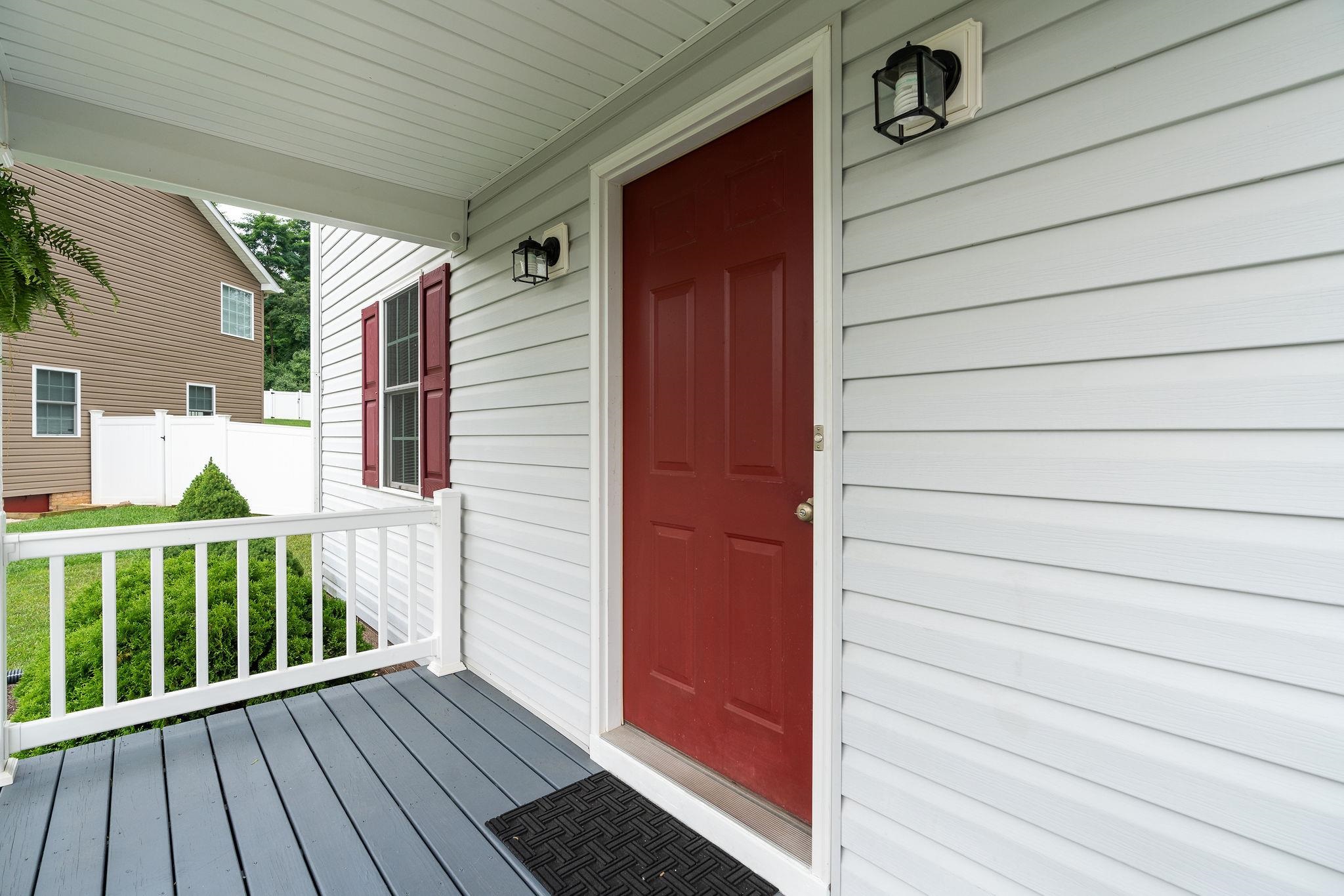 943 Battery Road Waynesboro, VA 22980 - Photo 8 of 39 Gallery Image 8