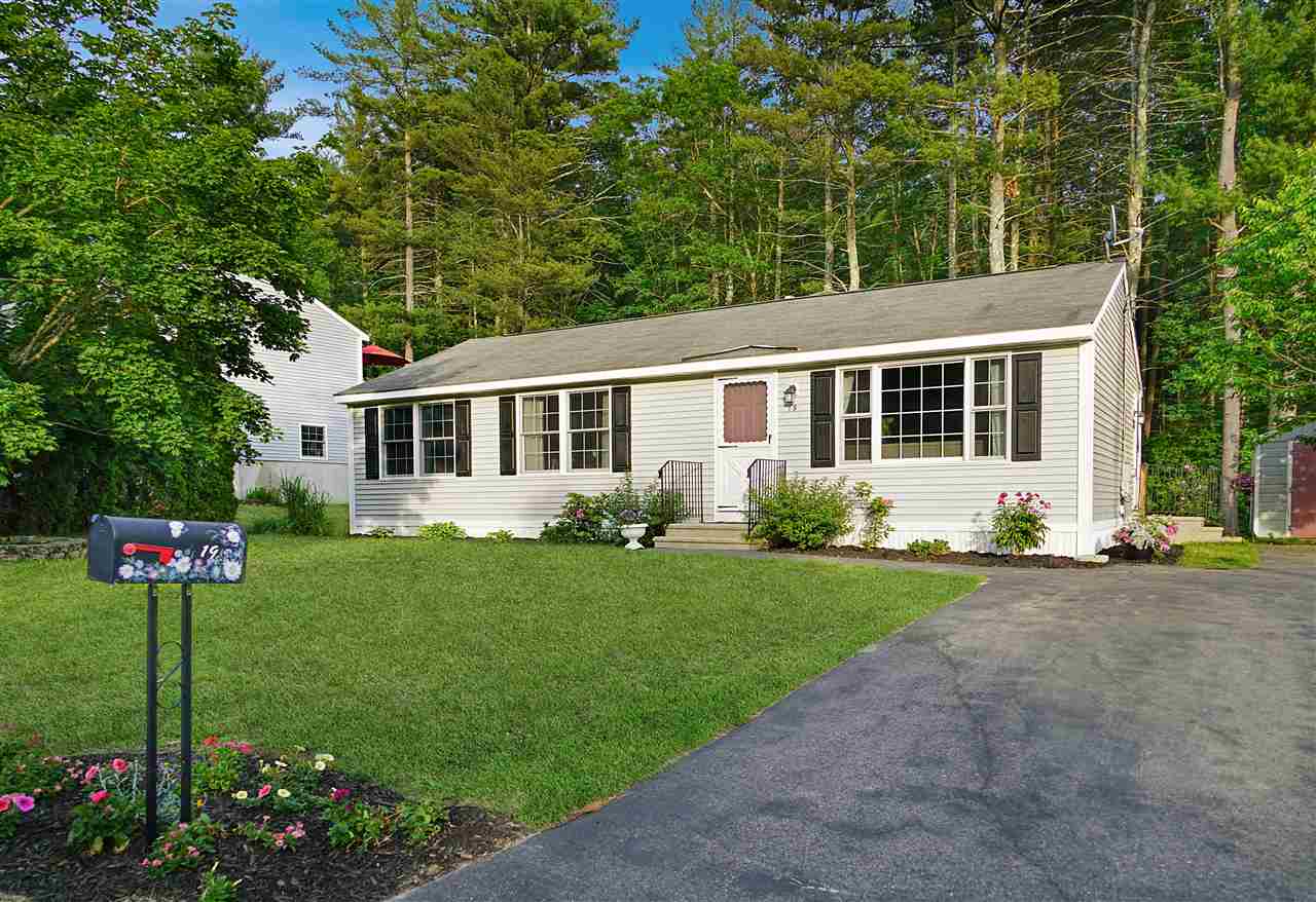 19 Baltimore Road Nashua, NH 03062 - Photo 1 of 10