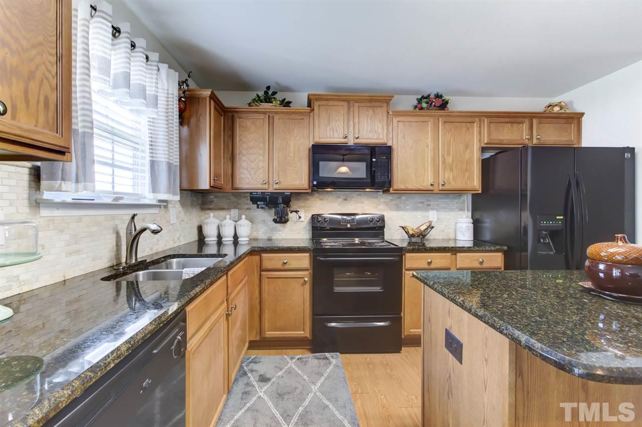 305 Battery Way Bunnlevel, NC 28323 - Photo 6 of 30