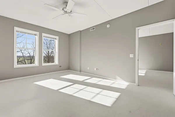 $360,000 | 455 West Wood Street, Unit 405, Palatine, IL 60067