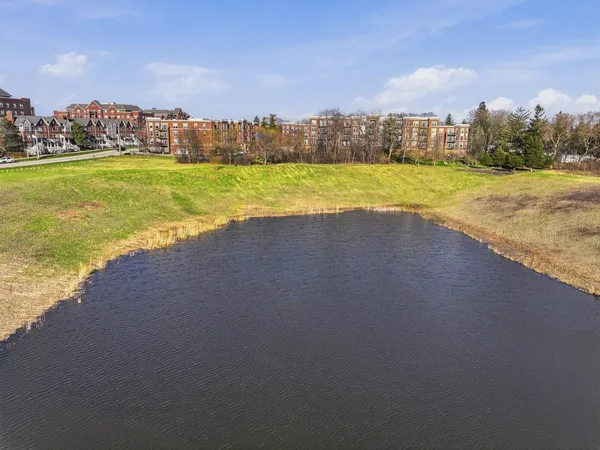 $360,000 | 455 West Wood Street, Unit 405, Palatine, IL 60067