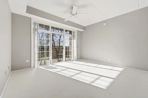 $360,000 | 455 West Wood Street, Unit 405, Palatine, IL 60067