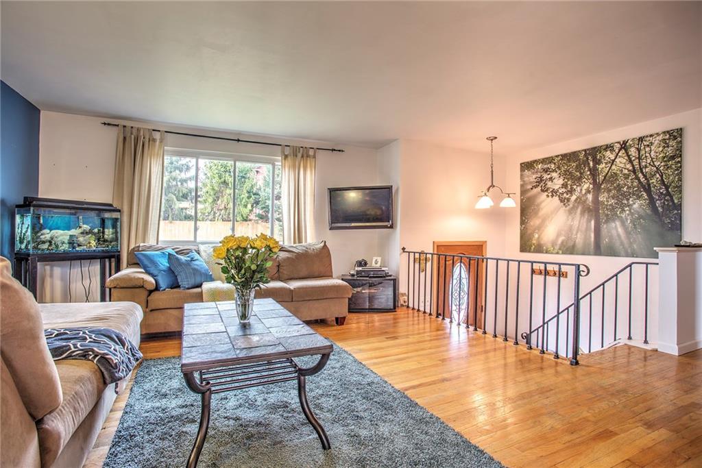 3062 Mt Troy Road Pittsburgh, PA 15212 - Photo 8 of 19 Gallery Image 8