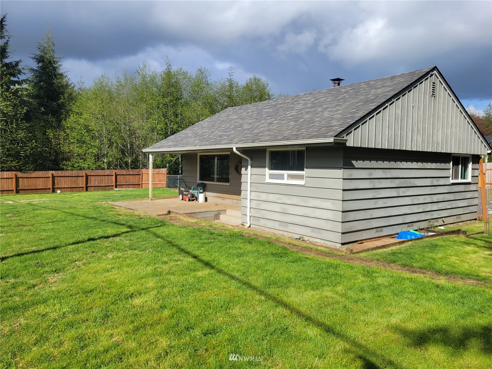 4 Gabbert Lane Aberdeen, WA 98520 - Photo 3 of 13 Gallery Image 3