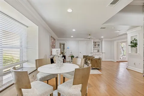 $1,100,000 | 5322 West Mockingbird Lane, Dallas, TX 75209