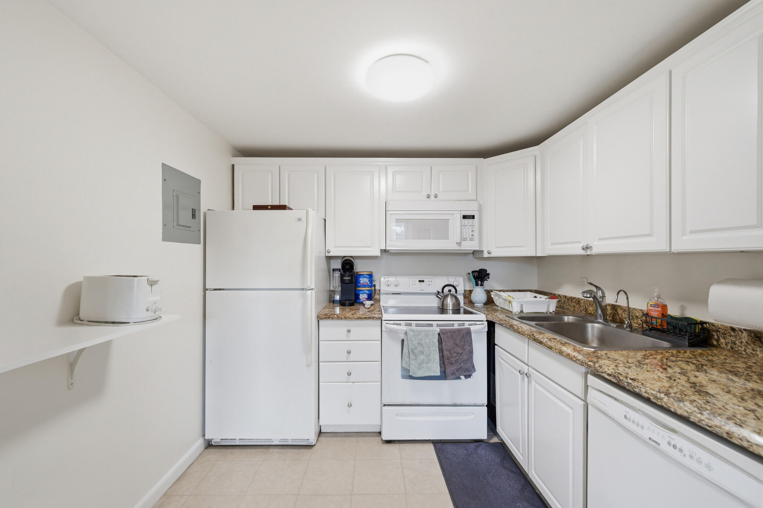 387 Flanders I Delray Beach, FL 33484 - Photo 11 of 40 9__d4s5561