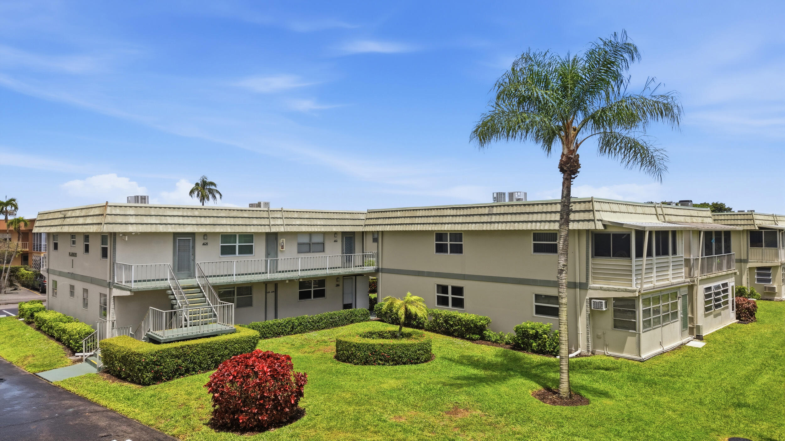 387 Flanders I Delray Beach, FL 33484 - Photo 2 of 40 24_dji_20260427123530_0791_d