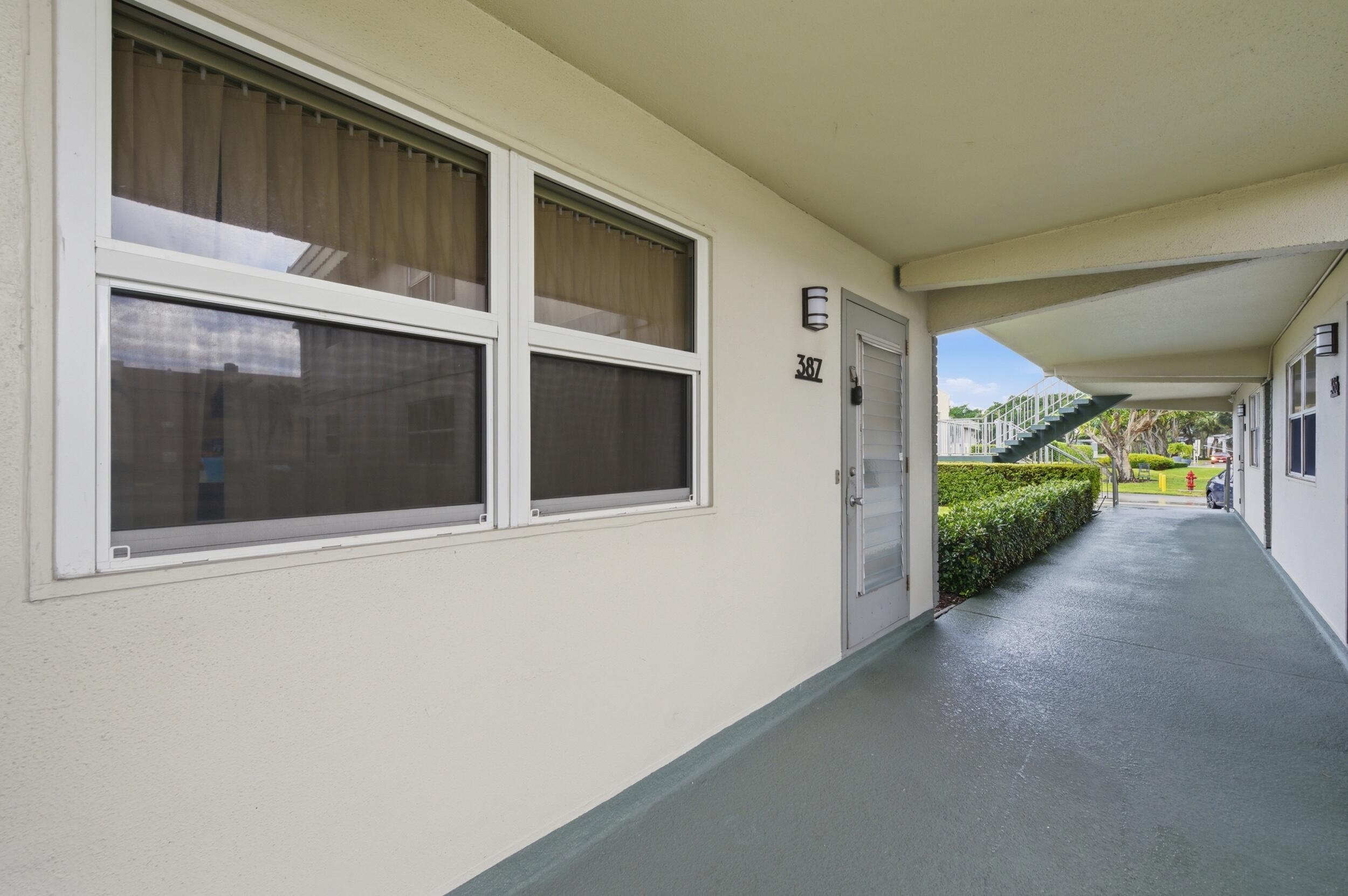 387 Flanders I Delray Beach, FL 33484 - Photo 3 of 40 1__d4s5671