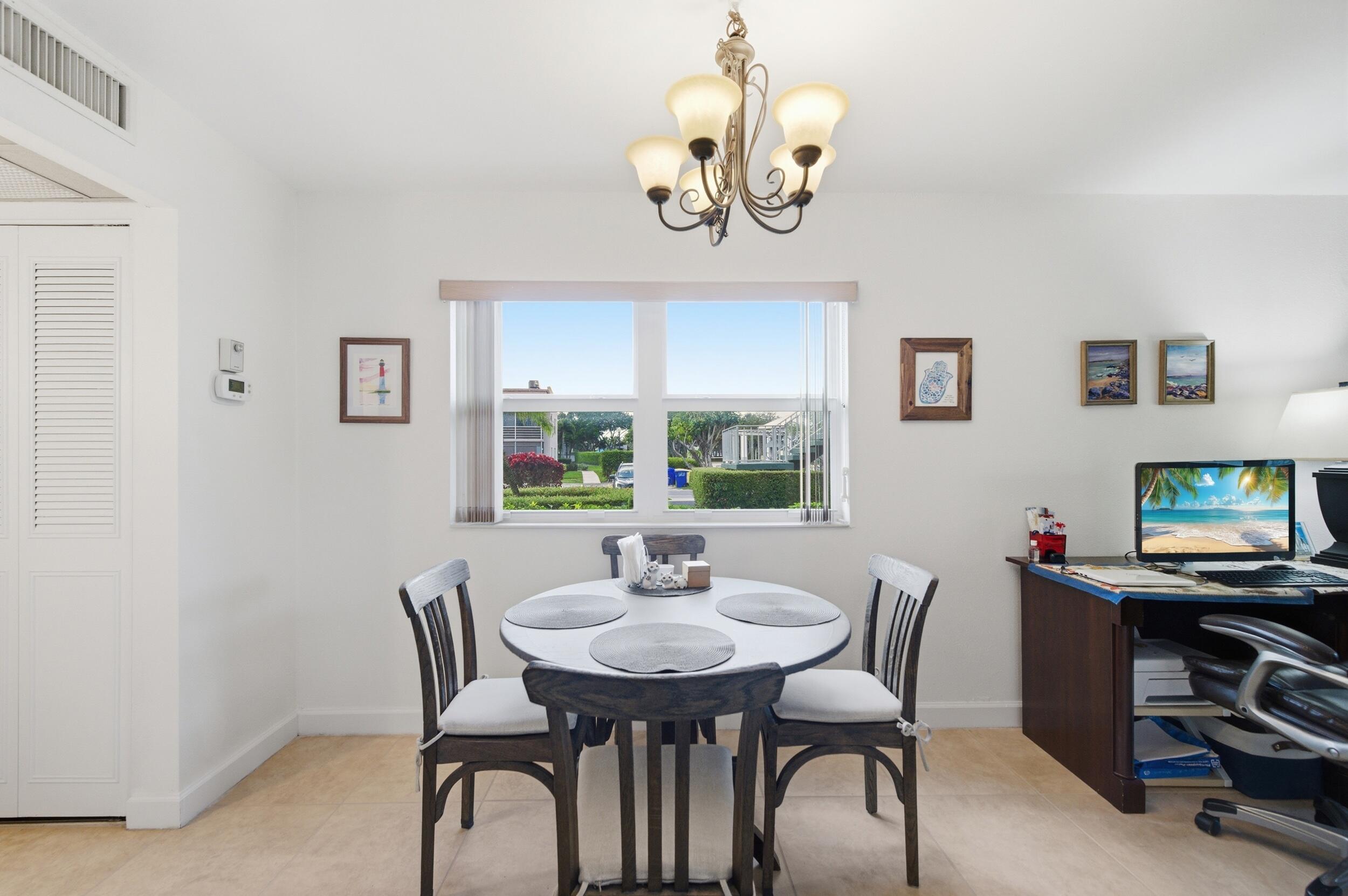387 Flanders I Delray Beach, FL 33484 - Photo 6 of 40 4__d4s5536