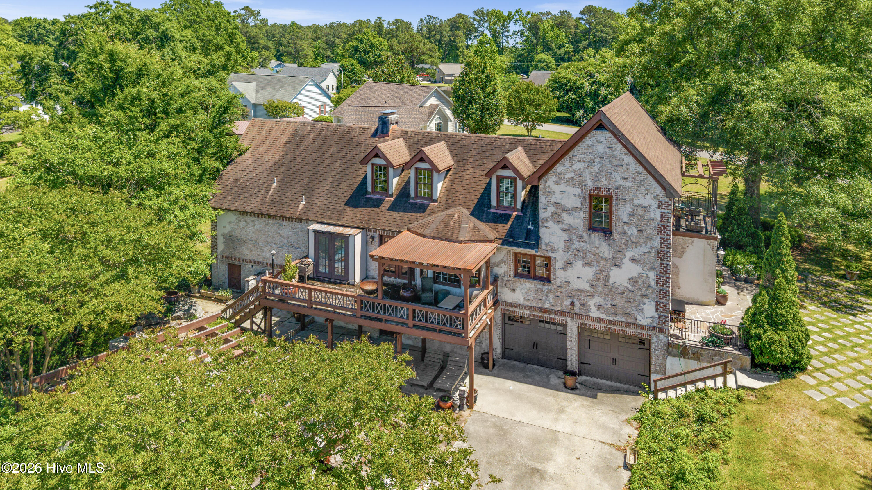 201 Winding Creek Road Rocky Point, NC 28457 - Photo 13 of 125 17-DJI_20260504014815_0051_D