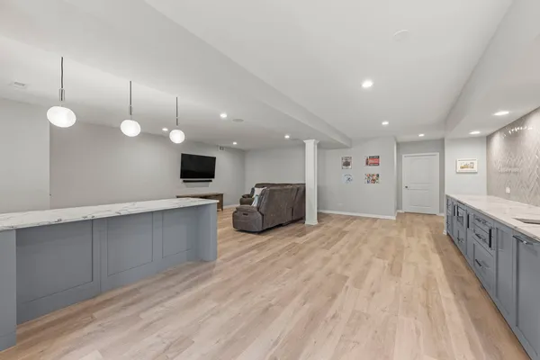 $965,000 | 51 Somerset Circle, Wheaton, IL 60189